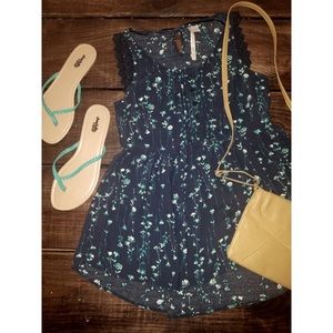 LC Lauren Conrad top